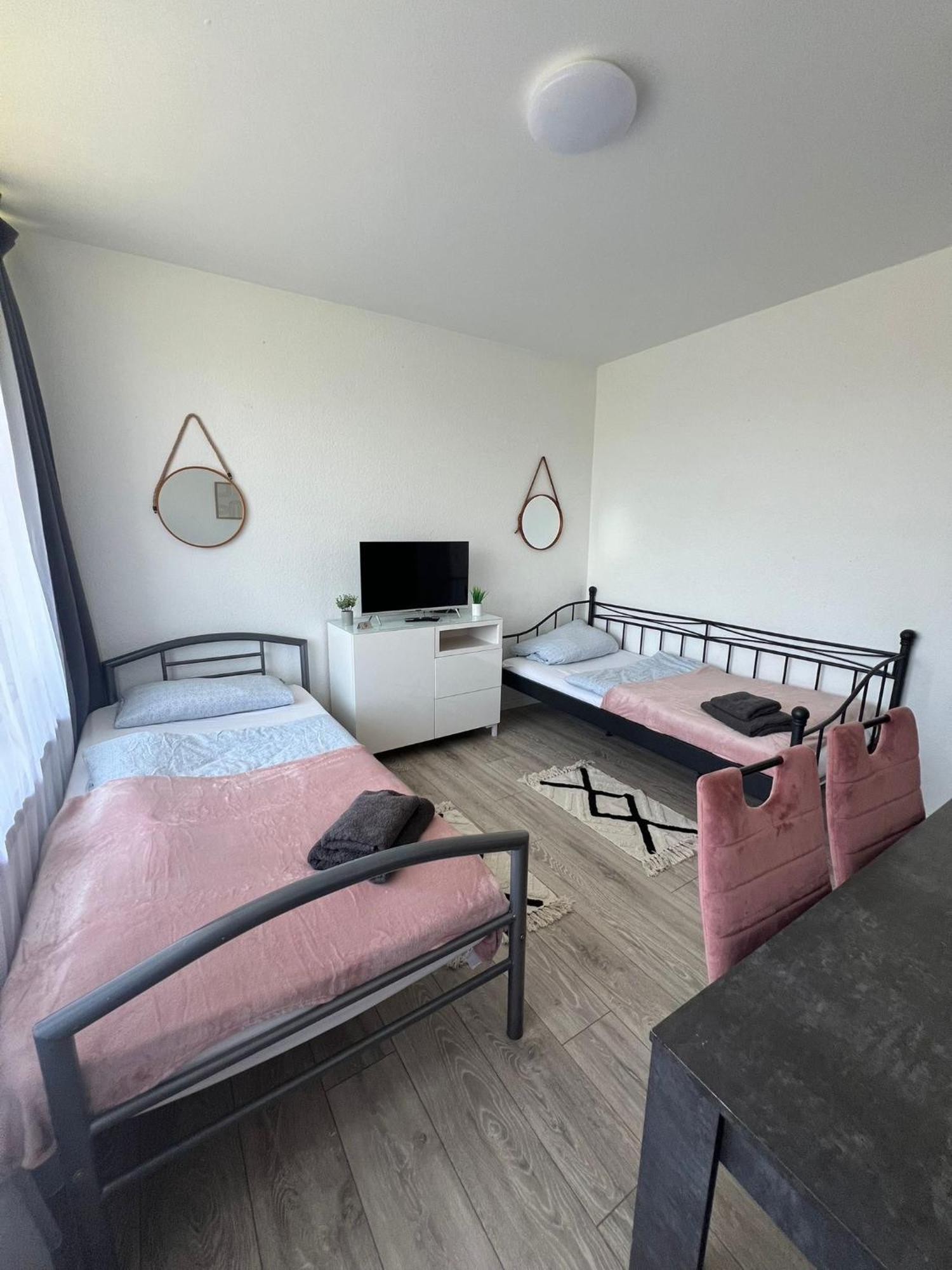 2 Zimmer Monteurwohnung Nr.3 In Marburg Экстерьер фото